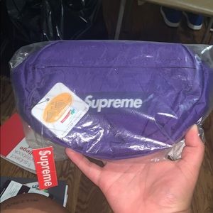 Supreme shoulder bag